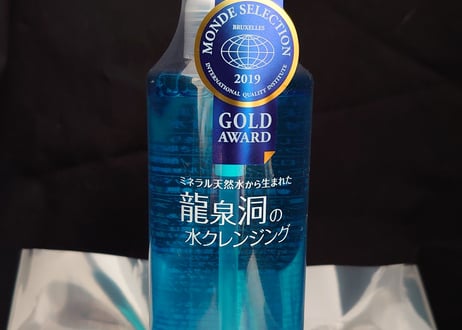 岩泉　龍泉洞の水クレンジング　　250ｍｌ