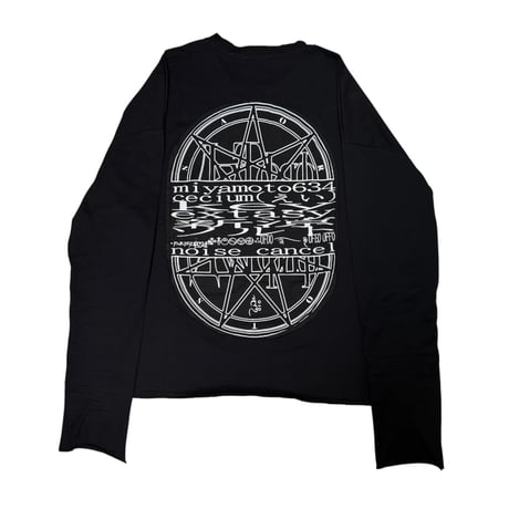 - AssToro - Tibetan witch long sleeve