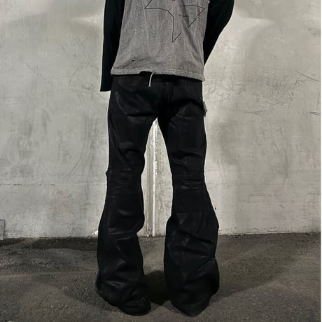 Flare coating skewer chain jeans (black)