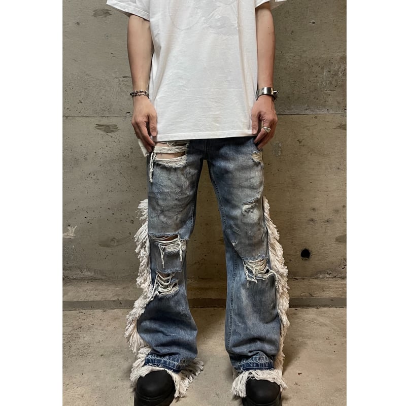 Opium coating flare denim 破れあり Opium coating flare denim 破れあり Opium Distressed Panel Flare