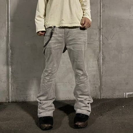 Flare painted skewer chain jeans (white)