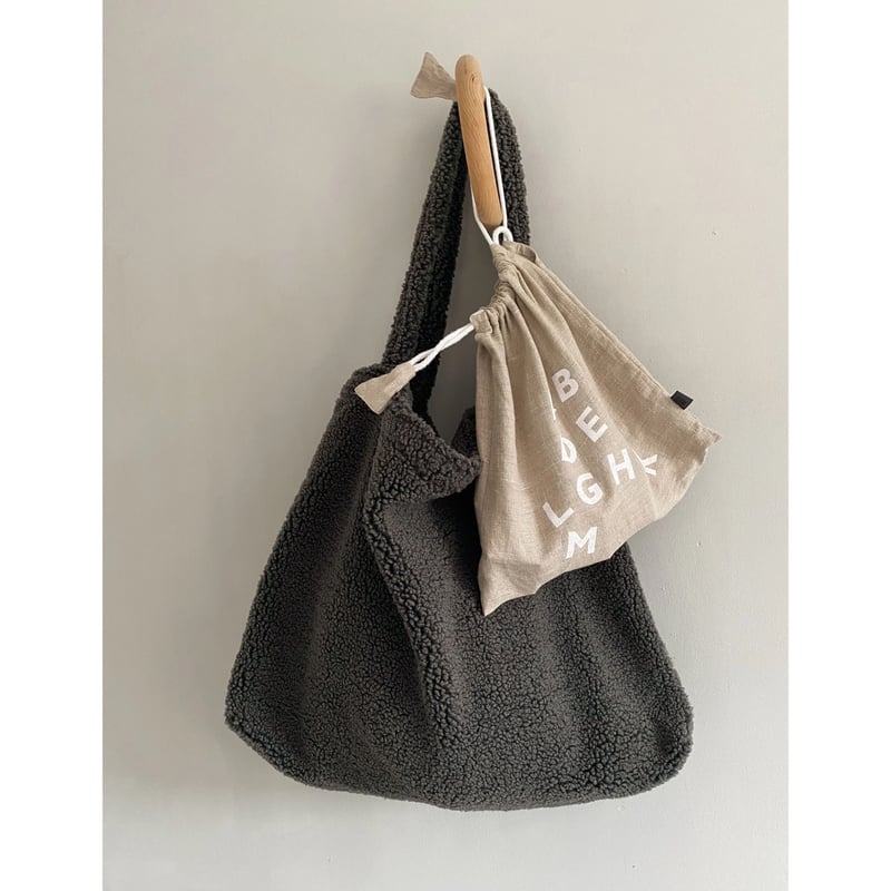 Studio Noos 】Dark Grey Teddy Mom Bag | Mellow