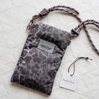 【 Studio Noos 】Antra Leopard Phone Bag + Phone Cord