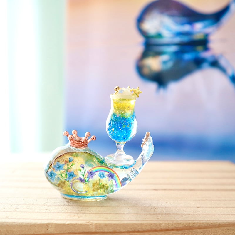 潤う手乗りクジラ【夢見るクリームソーダ】〜桔梗を咲かすムーンボウ