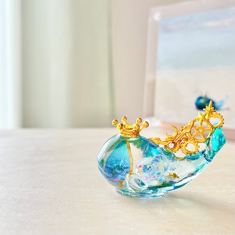 ウラシク　12枚セット コレクション品 潤う手乗りクジラ〜時を刻むクラゲと青の雫世界〜 | irohaya.