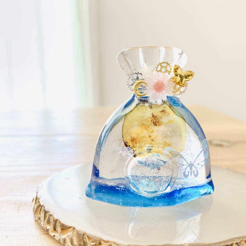 Kinchaku〜輝く月の雫 スノードーム〜 | irohaya.