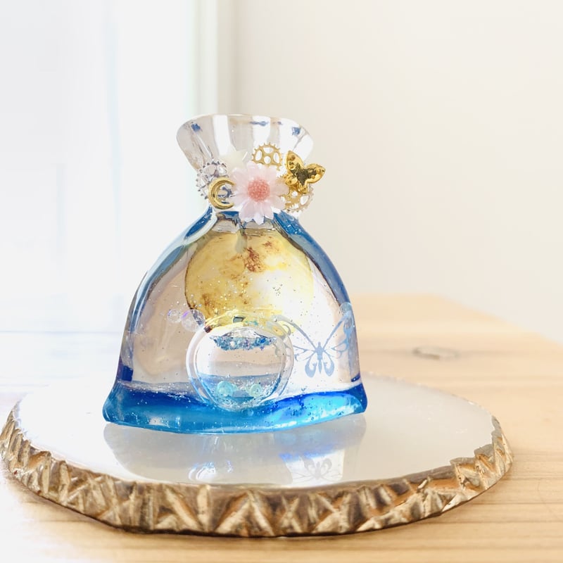 Kinchaku〜輝く月の雫 スノードーム〜 | irohaya.