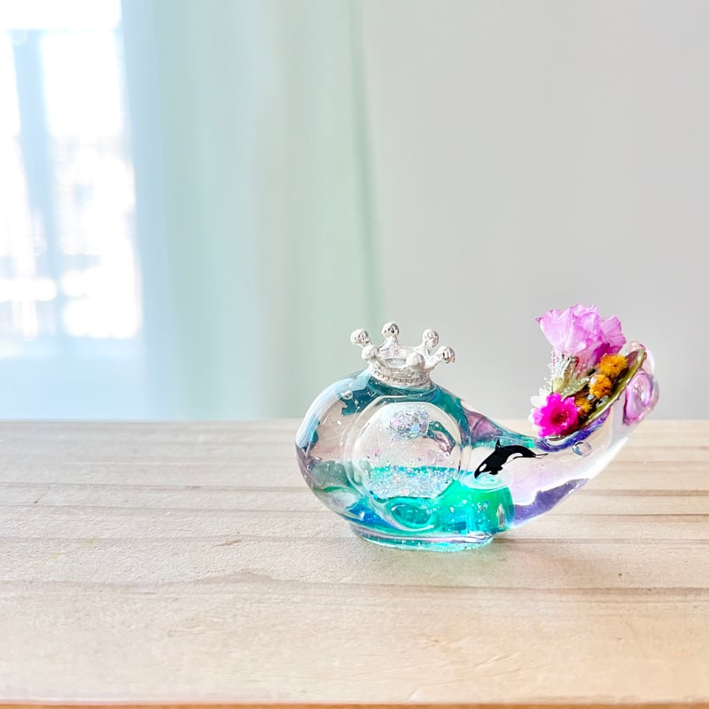 メシカ　スノードーム　ラグジュアリー　ノベルティ　非売品 潤う手乗りクジラ〜春の海に煌めくのスノードーム〜 | irohaya.