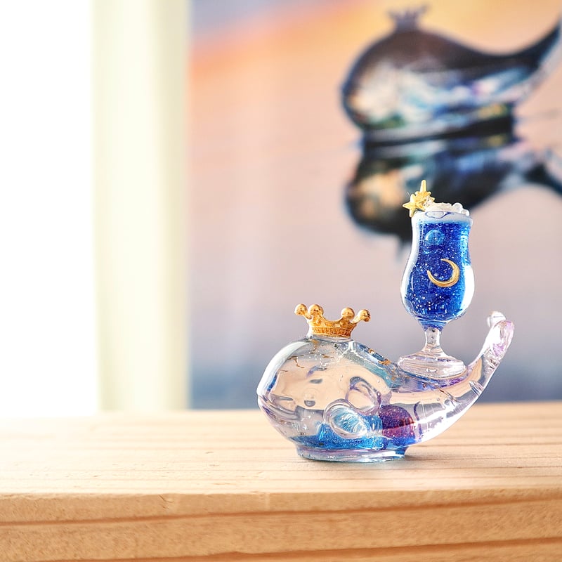 潤う手乗りクジラ【夢見るクリームソーダ】〜星の国に住む猫の暮らし