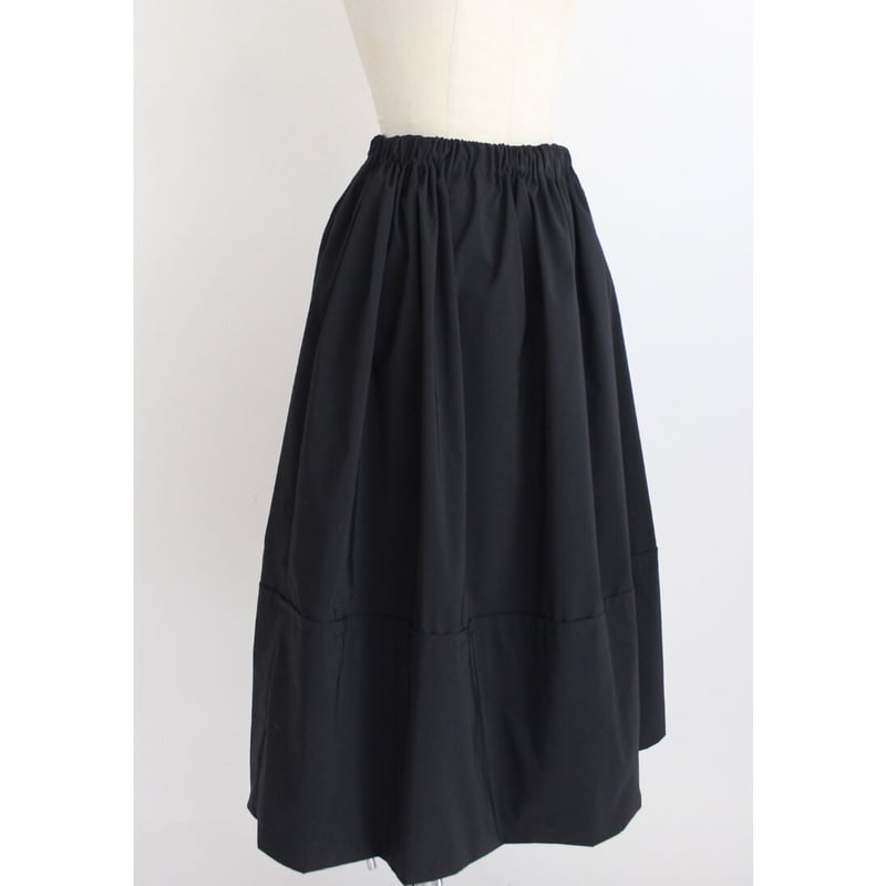 Gather volume skirt】Black | Rinyu