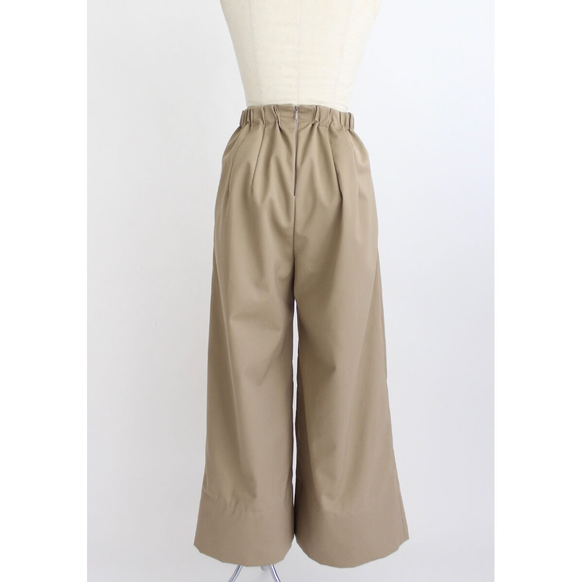 OOTHO Original Tuck Wide Pants／ベージュ Original Tuck Wide Pants / Sand Beige – OOTHO