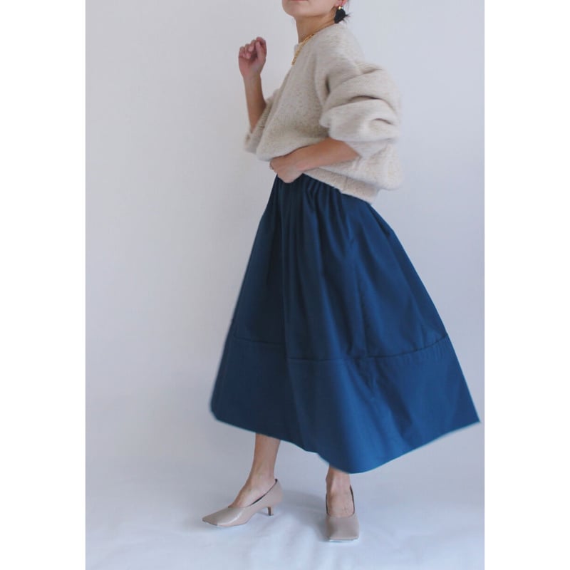 Gather volume skirt】Navy | Rinyu