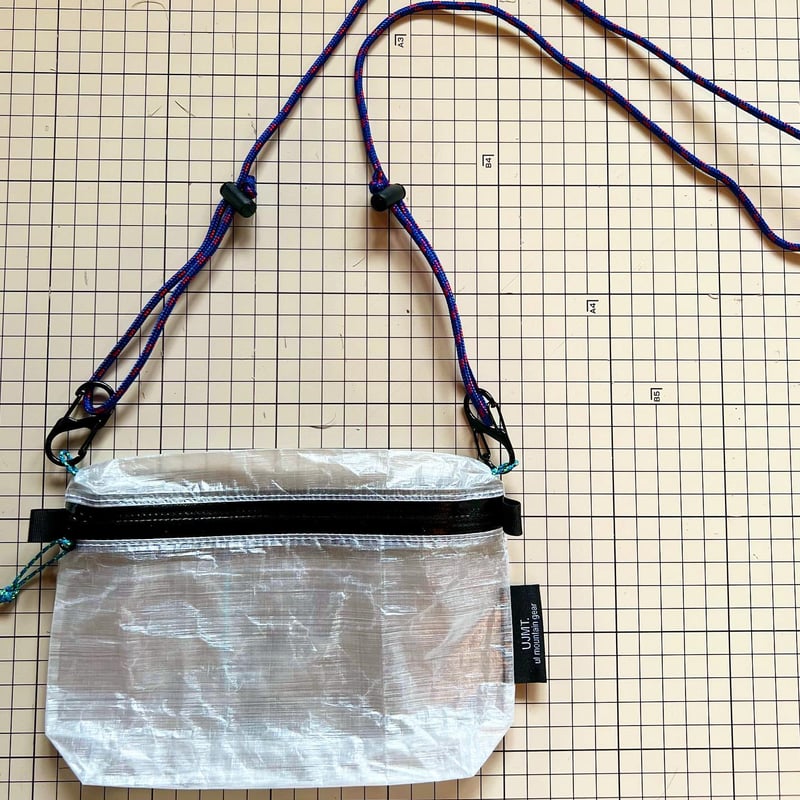 【未使用】山のD型サコッシュDCFとミキクロタ3D Mesh Strapのセット 未使用】山のD型サコッシュDCFとミキクロタ3D Mesh Strapのセット