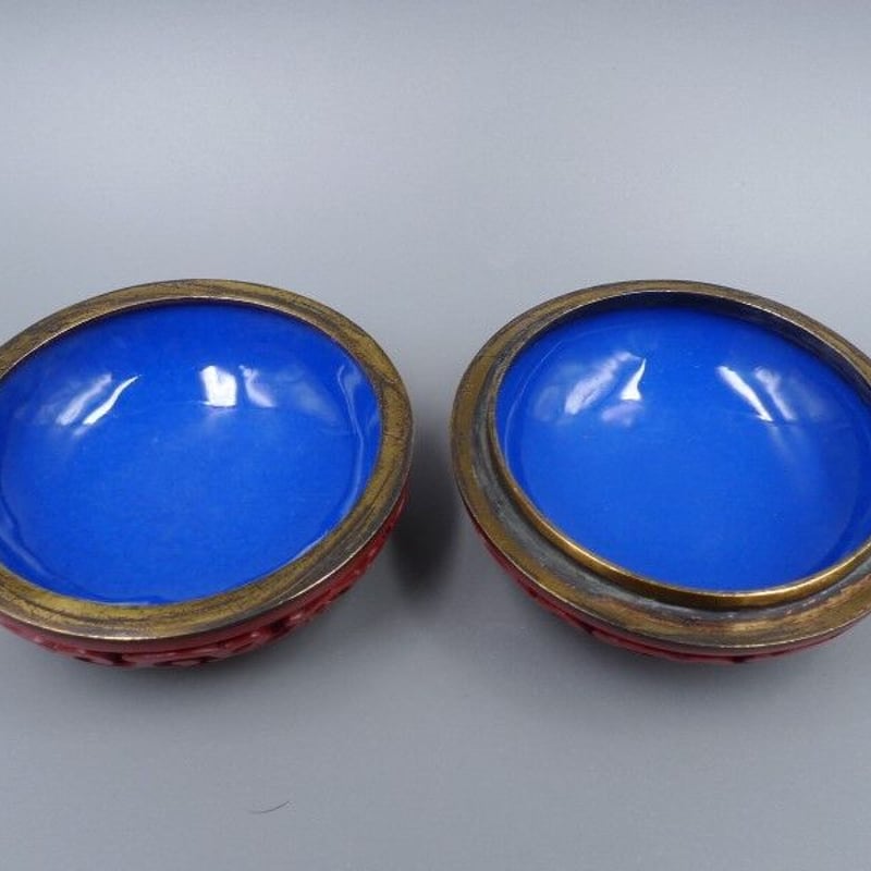 北京漆雕 内底七宝 剔紅 堆朱 唐草彫刻香合 | 昔縁