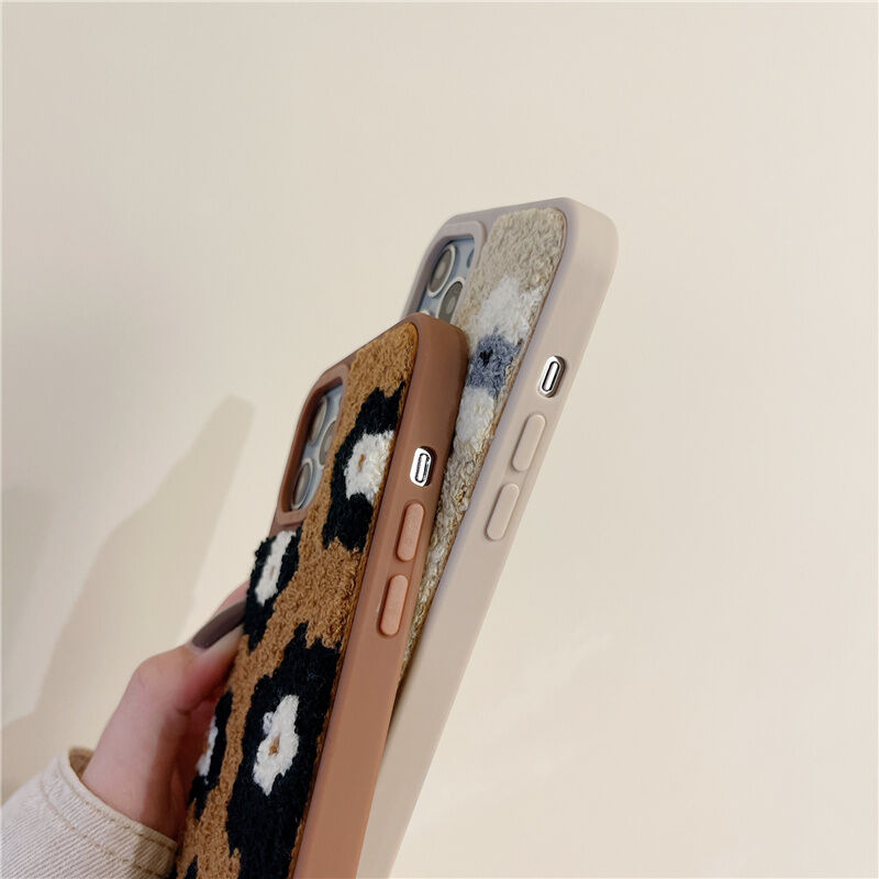 即納》フラワーパターン刺繍 iPhone case | The MARKET CASE
