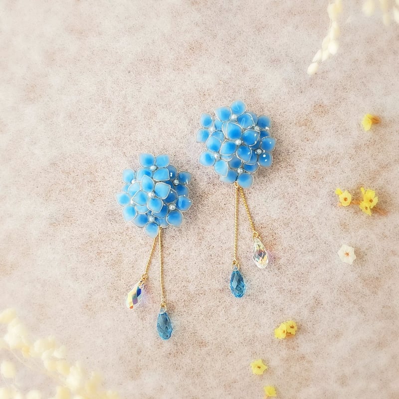雨の雫と紫陽花のピアス / イヤリング | Minorino Flower Jewelry