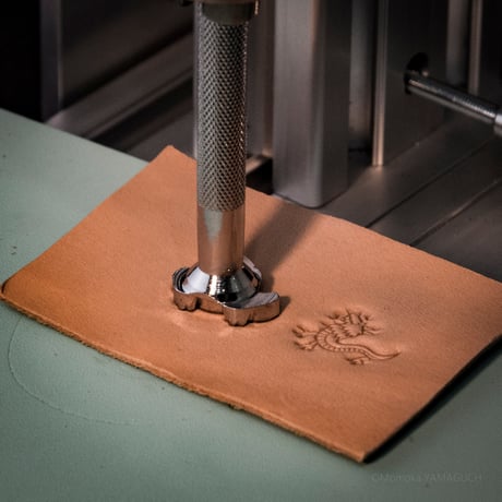 【プレス機とレーシングポニーの機能が一体化！】新作・PressPony