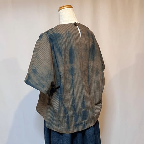 藍と柿渋重ね染めプルオーバー23007