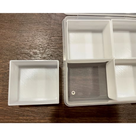 ケースandケース用 8分割トレイ