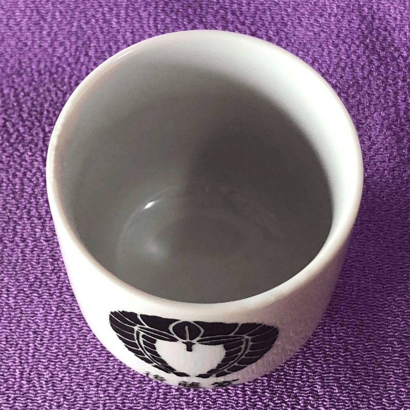 漆器 湯のみ入れ 鶴と太陽の彫刻 家紋入・家名入り湯呑（御仏壇・お墓用・仏具） | ガラスアート工房
