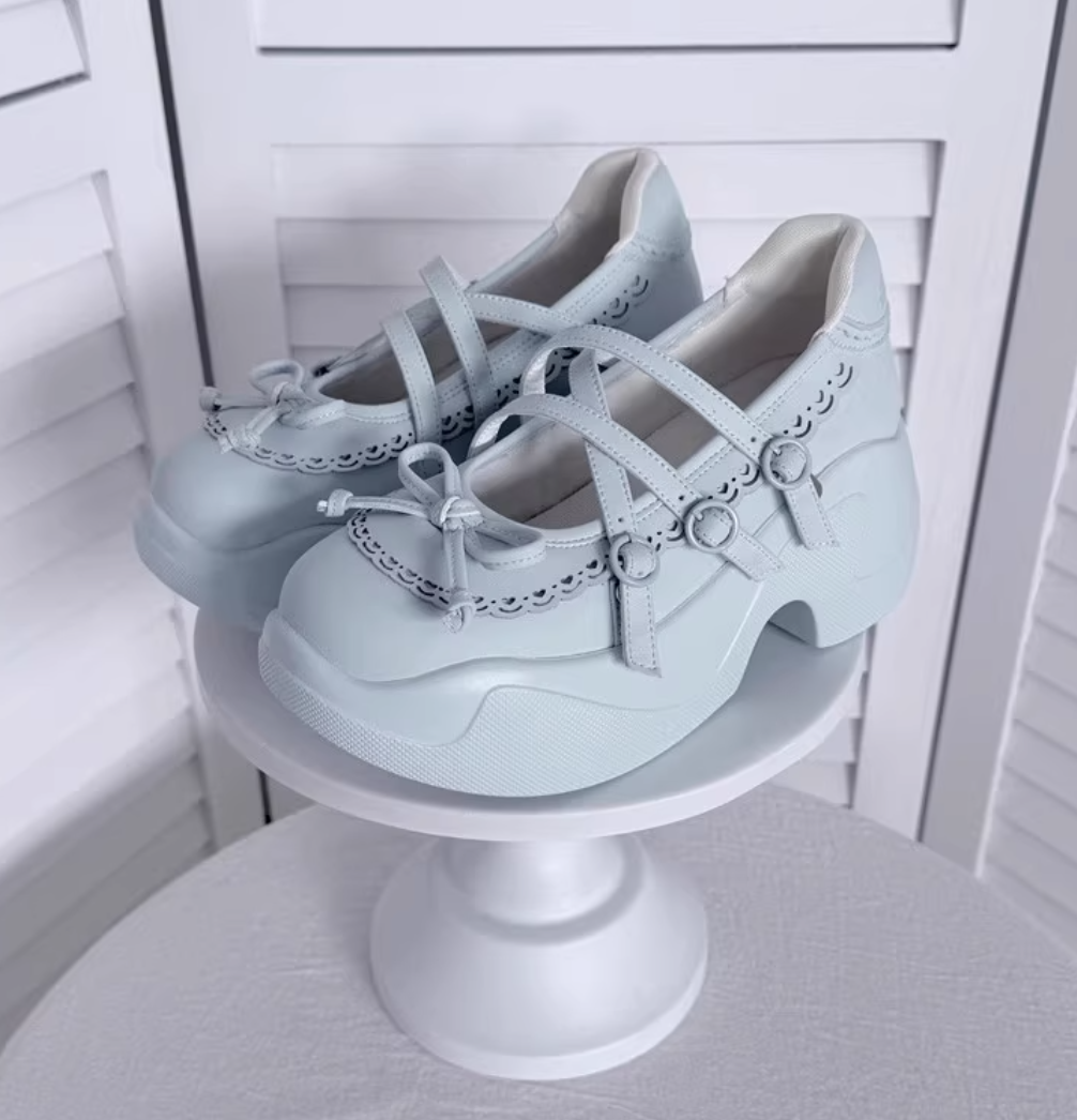 ストラップスニーカー サックス | tulle オンラインストア