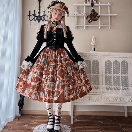 Whispers of Masterpiecesスカート　2色／Select