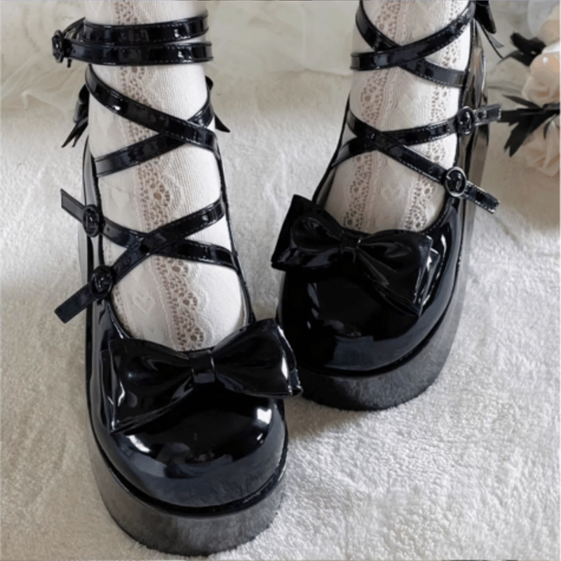 miu miu エナメル黒フラットシューズ Amazon | [ミュウミュウ] ローファー パンプス パテント