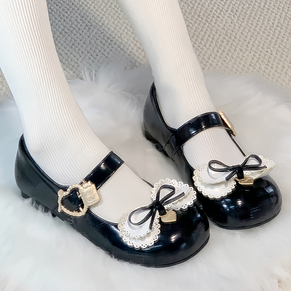 スカラップリボンローヒールパンプス ブラック | tulle