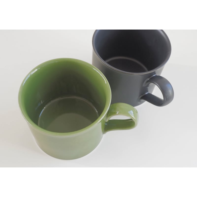 Jonas Lindholm [Axel] マグカップ M | Room