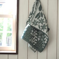 LAPUAN KANKURIT / EUKALYPTUS コットンリネンタオル 48×70cm