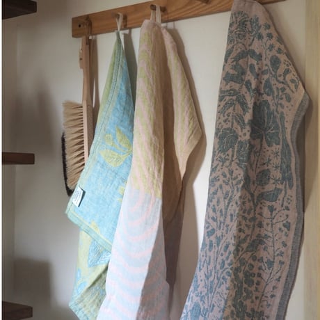 mina perhonen×LAPUAN KANKURIT / リネンタオル [METSALAMPI] 46×70cm
