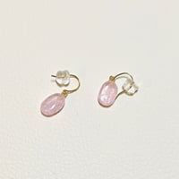 K18のモルガナイトピアス