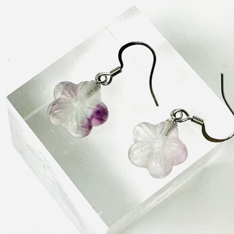 フローライトお花ピアス