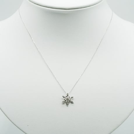 18KWG雪の結晶ネックレス