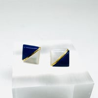 ラピスラズリとシェルのピアス