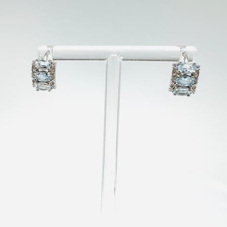 アクアマリンピアス