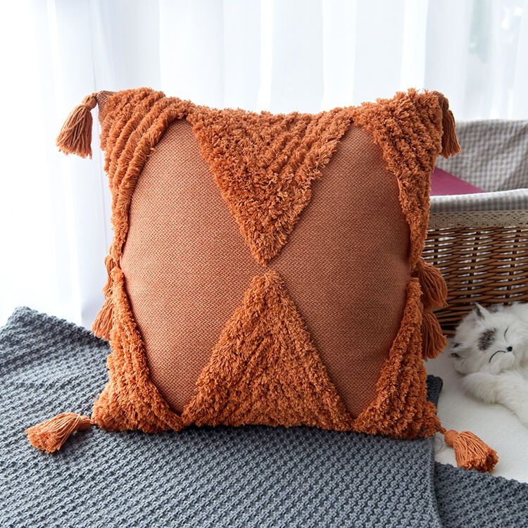 大きめクッションとタッセルのチャーム 大きめクッションとタッセルのチャーム