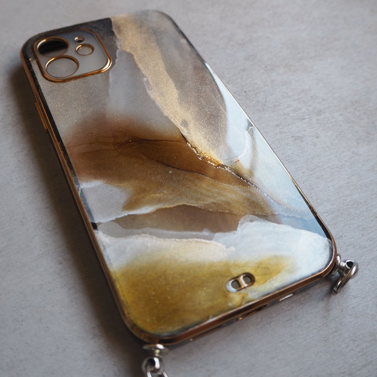 オーダースマホケース Amazon.co.jp: ZENIX DESIGN TECH iPhone16 用 ケース キルト