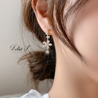 ◉フローラルチェーンピアス◉