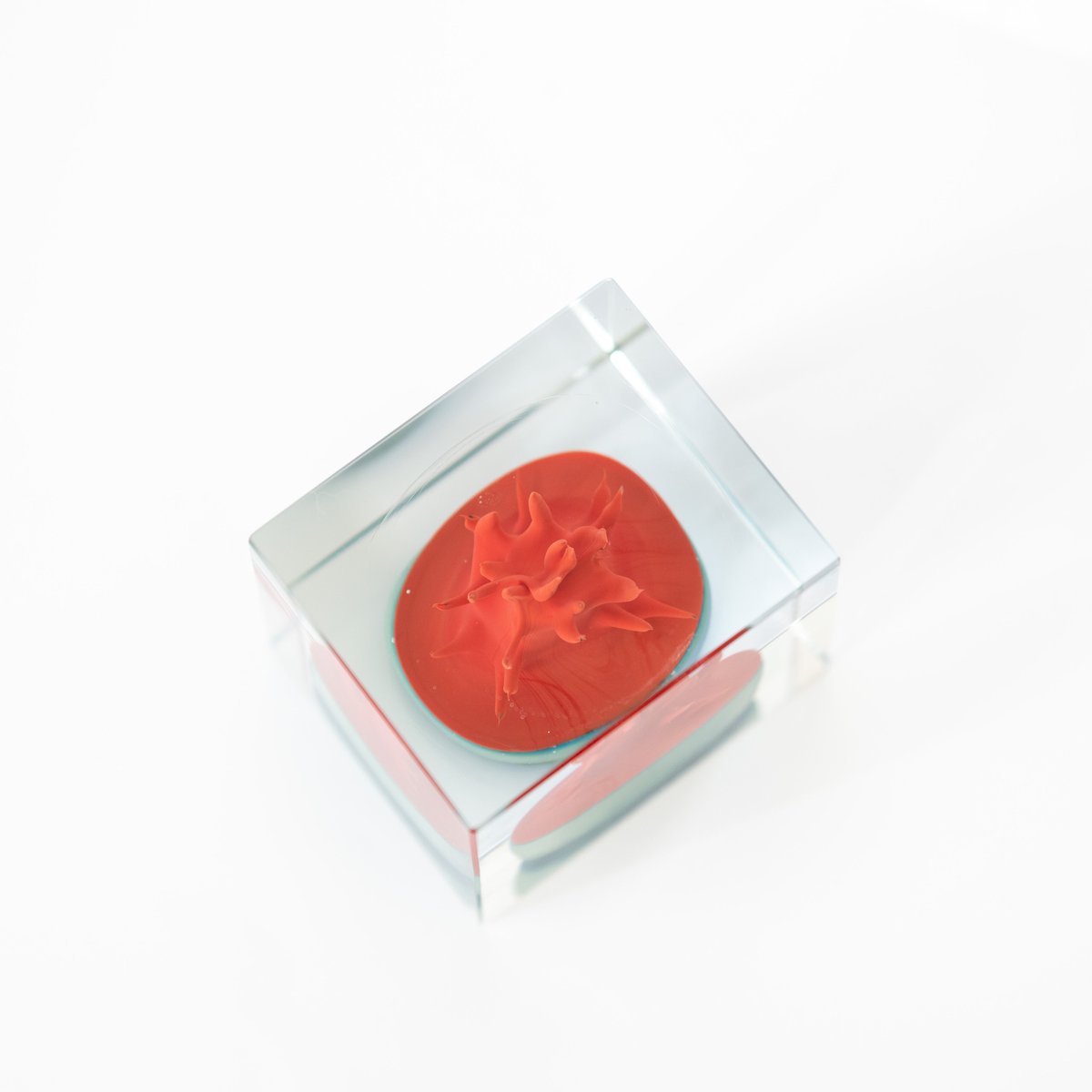 iittala Oiva Toikka Cubes (Annual Cube 1991) |