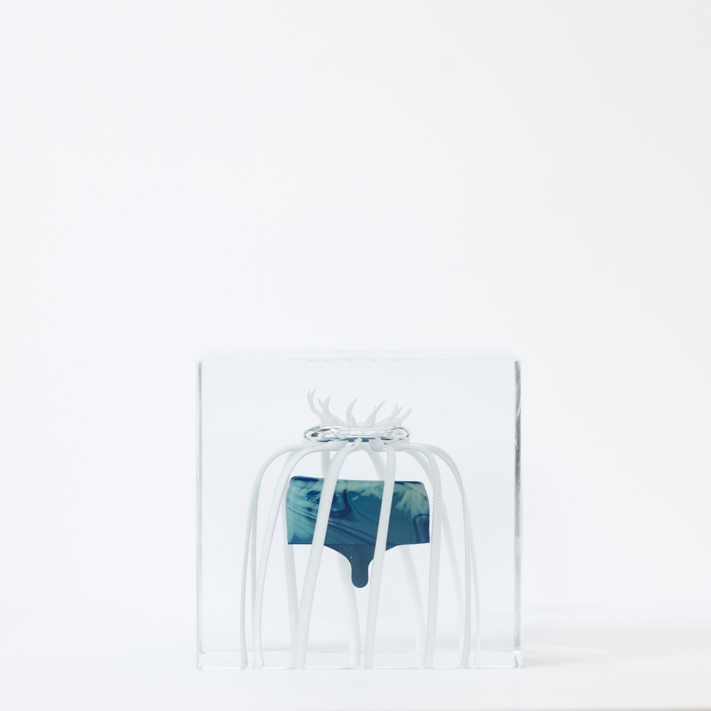 iittala Oiva Toikka Cubes Annual Cube 1990 | no