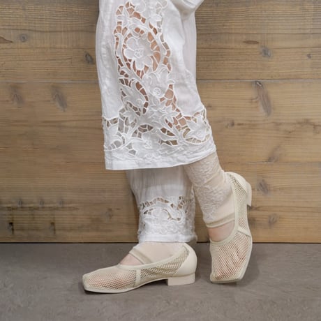 motif lace ankle cover socks <beige> L-L16