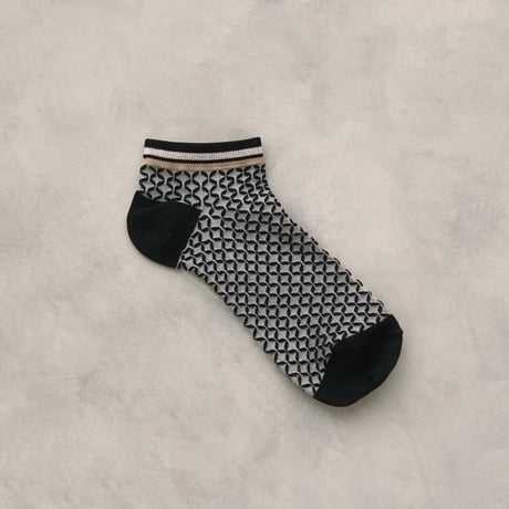《men's》zigzag ankle socks <gray × black> M-K02