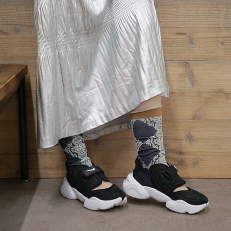 motif lace ankle cover socks <navy> L-L16
