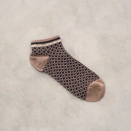 《men's》zigzag ankle socks <charcoal × mocha> M-K02