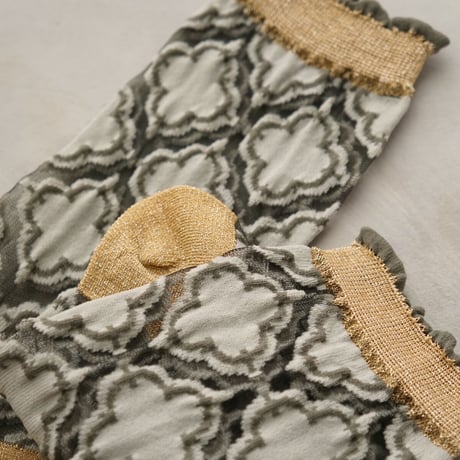 see-through clover tile <olive> L-M37