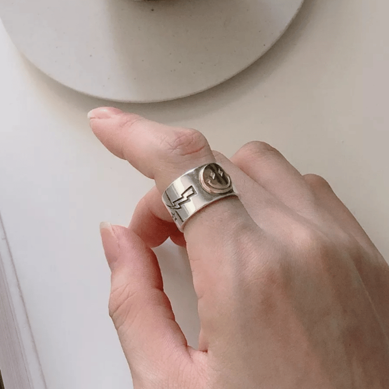 ニコちゃんモチーフ プレゼント ペア ユニセックス【リング ニコちゃんモチーフ プレゼント ペア ユニセックス【リング