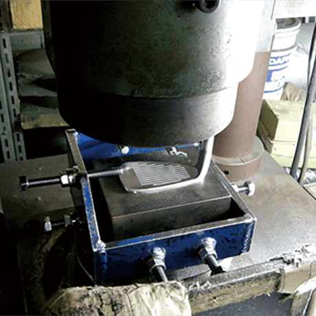 共栄ゴルフ　KCM マッスルバックアイアン【＃5〜PW】6本セット　N .S .PRO　モーダス３　TOUR 120　アイアン用シャフト付