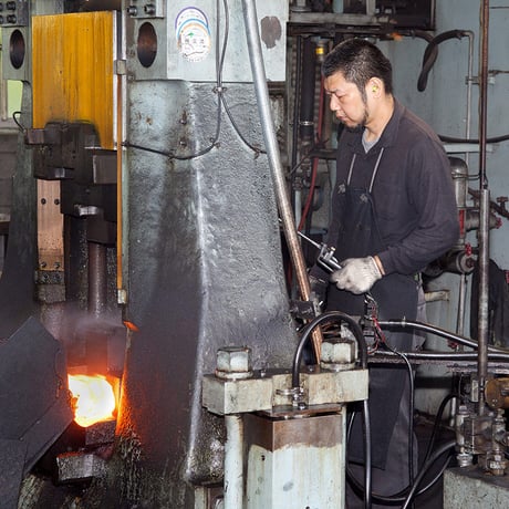 共栄ゴルフ　KCM マッスルバックアイアン【＃5〜PW】6本セット　N .S .PRO　モーダス３　TOUR 120　アイアン用シャフト付