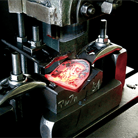 共栄ゴルフ　KCM マッスルバックアイアン【＃5〜PW】6本セット　N .S .PRO　モーダス３　TOUR 120　アイアン用シャフト付